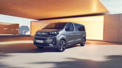 PEUGEOT TRAVELLER  + GRATIS VLEČNA KLJUKA